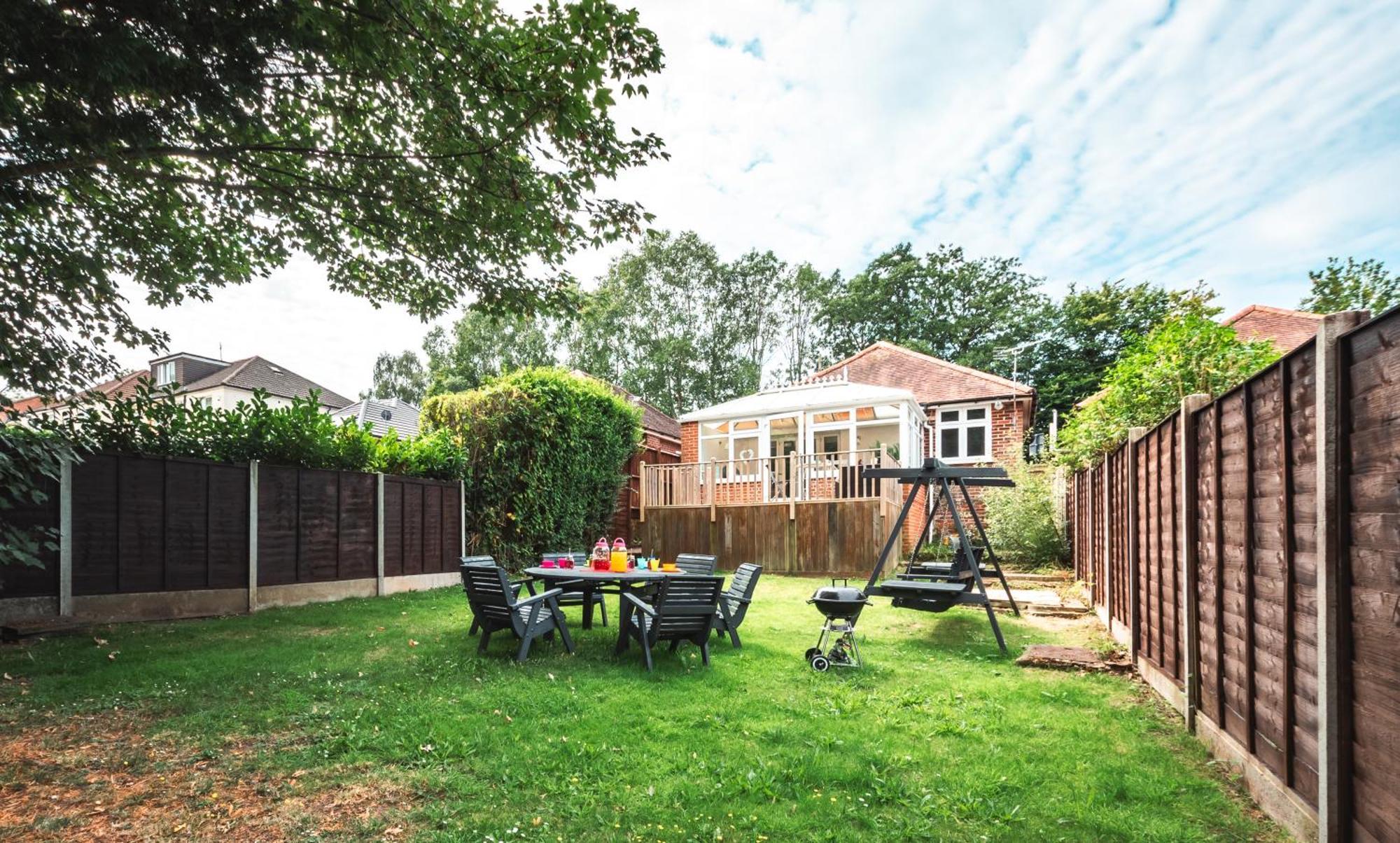 Family Gathering Bungalow Southampton Exteriör bild